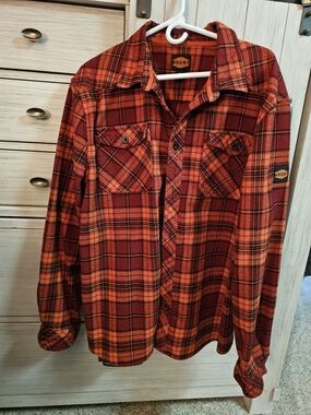 BRUNT Men's Red Plaid Button-Down Flannel Shirt